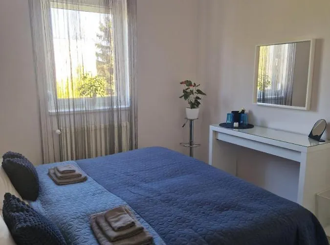 Апартаменты White House *