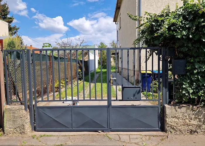 Апартаменты White House